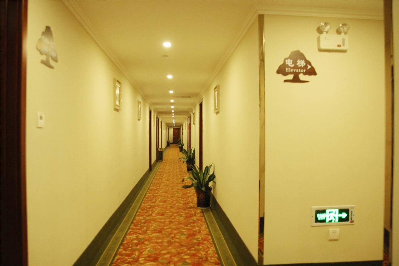 Greentree Inn Jiangsu Zhenjiang Jiangsu Science And Technology University Youth Square Express Hotel Yangzhou Bagian luar foto