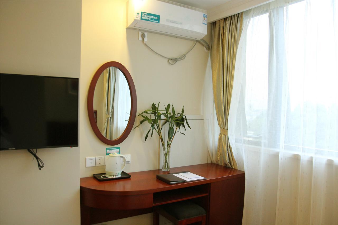 Greentree Inn Jiangsu Zhenjiang Jiangsu Science And Technology University Youth Square Express Hotel Yangzhou Bagian luar foto