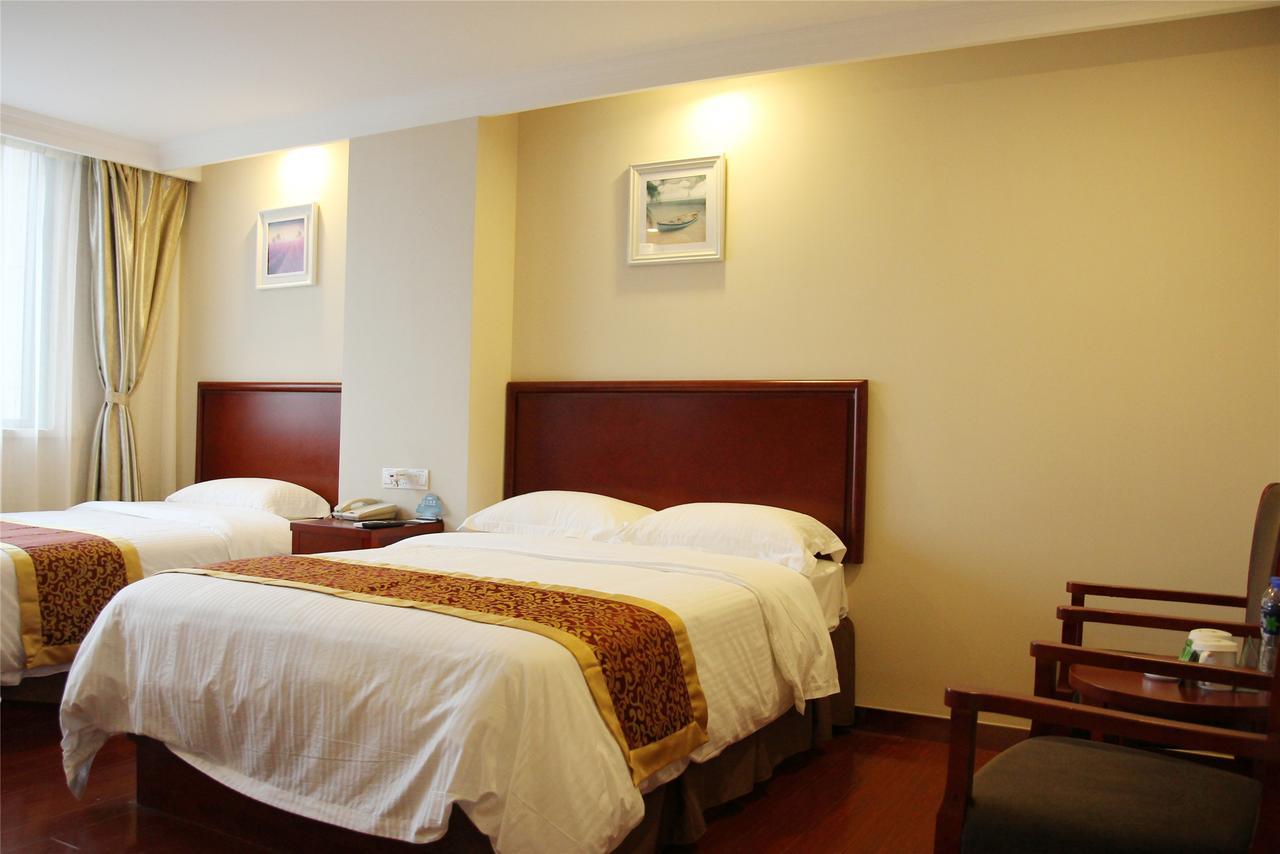 Greentree Inn Jiangsu Zhenjiang Jiangsu Science And Technology University Youth Square Express Hotel Yangzhou Bagian luar foto