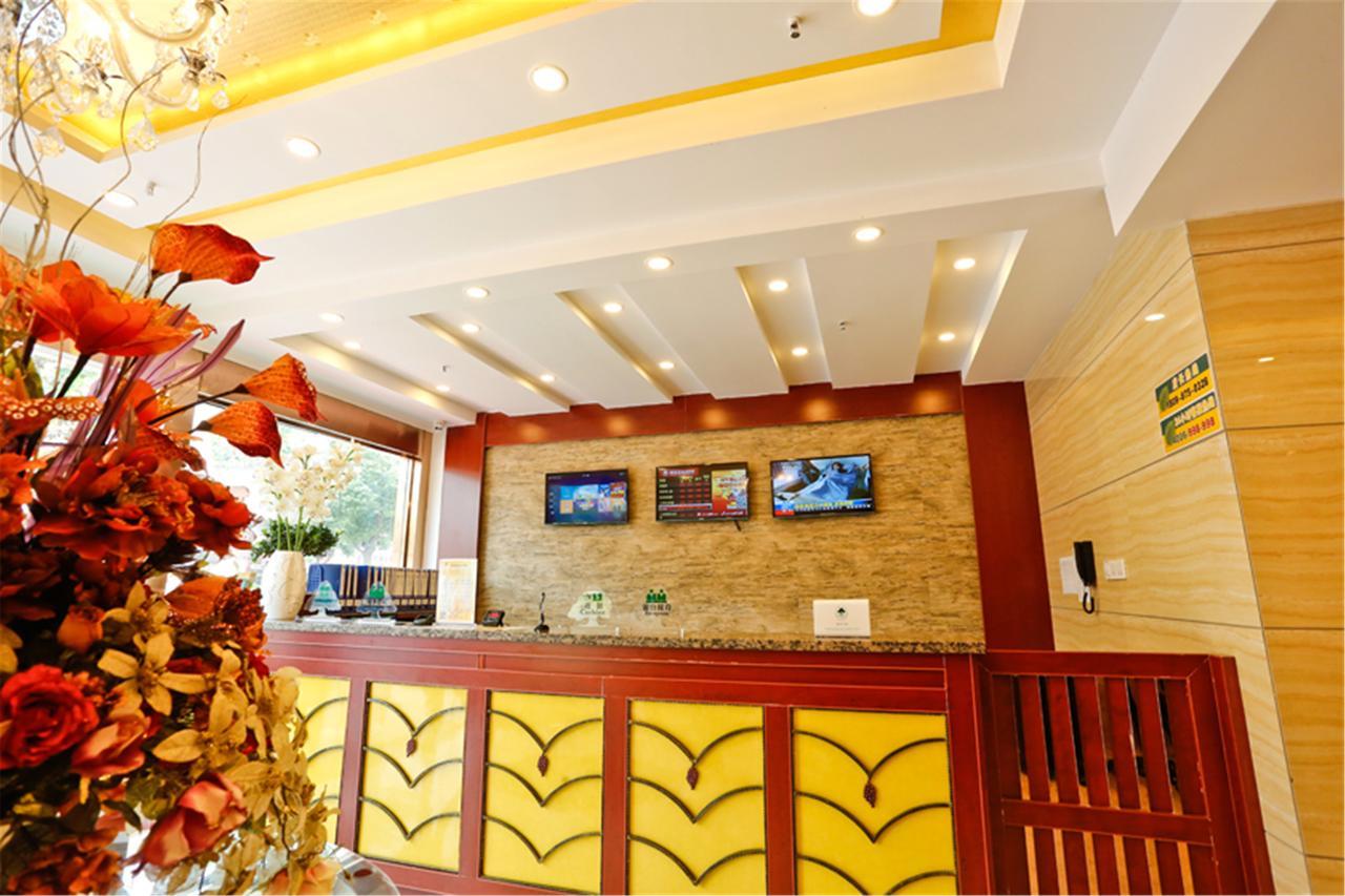 Greentree Inn Jiangsu Zhenjiang Jiangsu Science And Technology University Youth Square Express Hotel Yangzhou Bagian luar foto